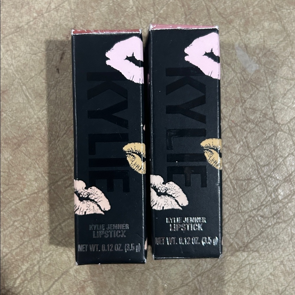 Makeup Bundle - Picture 3 of 10